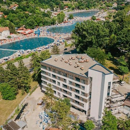Apartman Park Lake Тузла Екстер'єр фото