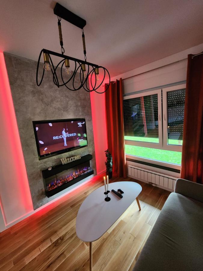 Apartman Park Lake Тузла Екстер'єр фото