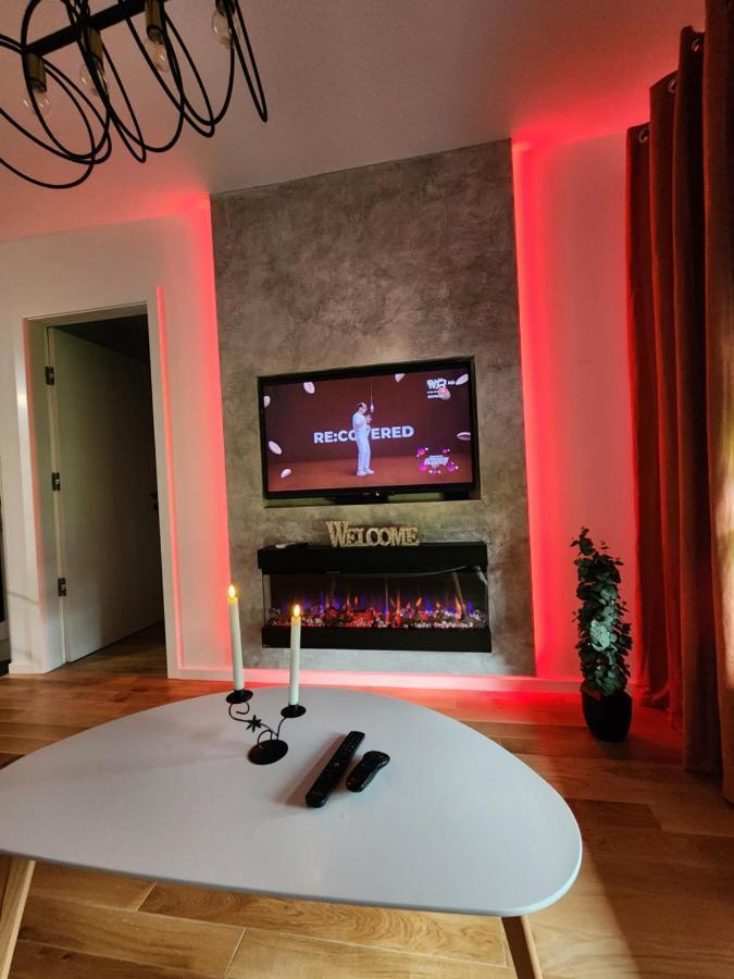 Apartman Park Lake Тузла Екстер'єр фото